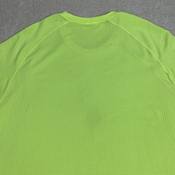 Lululemon Metal Vent Tech T Shirt Men Size XL Neon Green Yellow Gym Workout - Picture 7 of 16